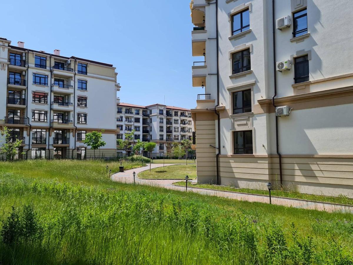 Appartement Little Treasure By The Sea à Pomorie Extérieur photo